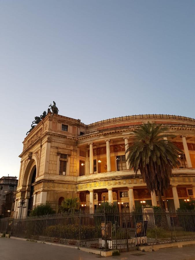 Ferienwohnung Casa Moneka Politeama Palermo Exterior foto